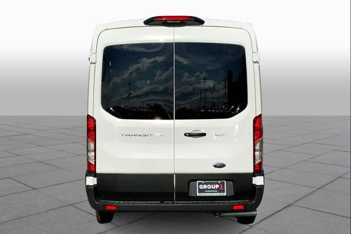 2025 Ford Transit-350 XL