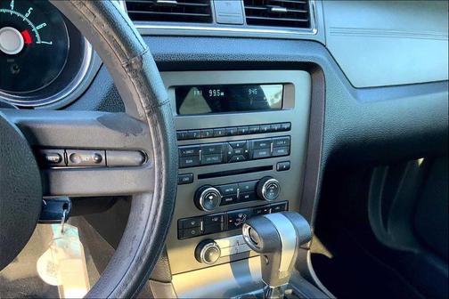 2010 Ford Mustang Base