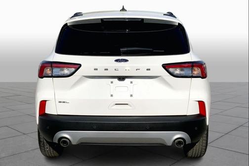 Star White Metallic Tri-Coat 2022 Ford Escape SEL