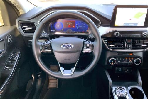 Star White Metallic Tri-Coat 2022 Ford Escape SEL