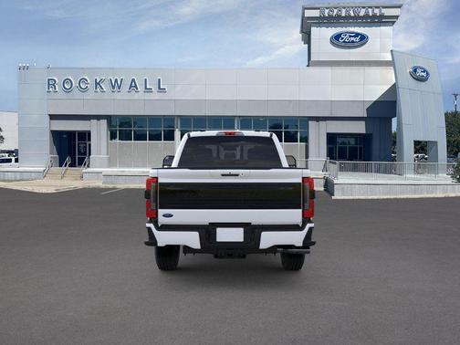 2026 Ford F-250 Platinum