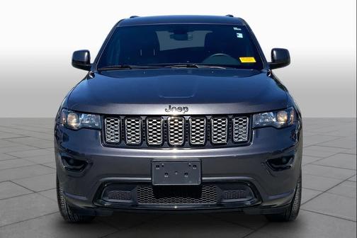Granite Crystal Metallic Clearcoat 2019 Jeep Grand Cherokee Altitude