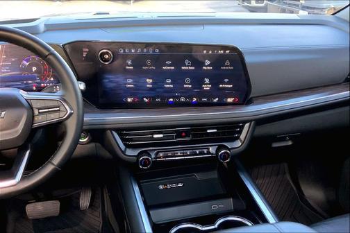 2025 Chevrolet Suburban 4WD Z71