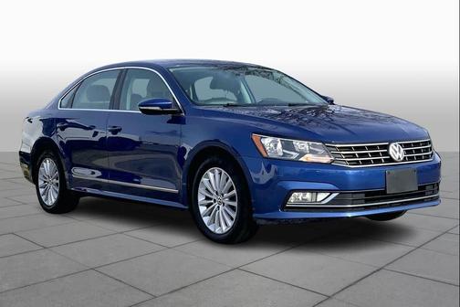2016 Volkswagen Passat 1.8T SE w/Technology