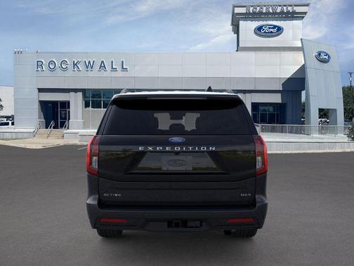 2025 Ford Expedition Max Active 4x2