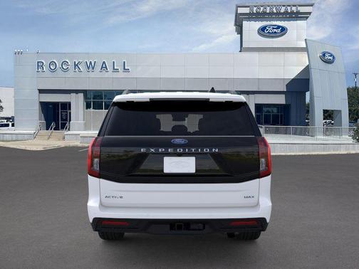 2025 Ford Expedition Max Active 4x2