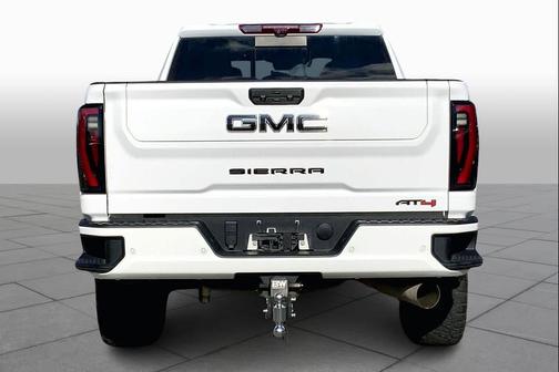 2024 GMC Sierra 2500 AT4