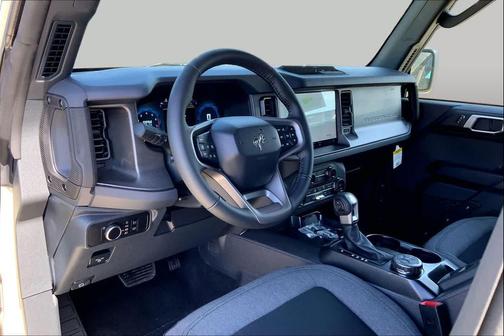 Desert Sand 2026 Ford Bronco Big Bend