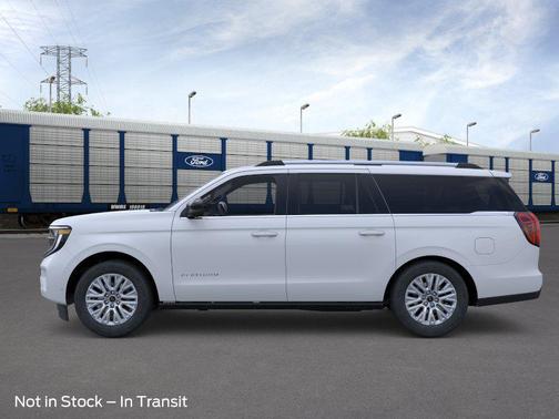 Space Silver Metallic 2026 Ford Expedition Max Platinum