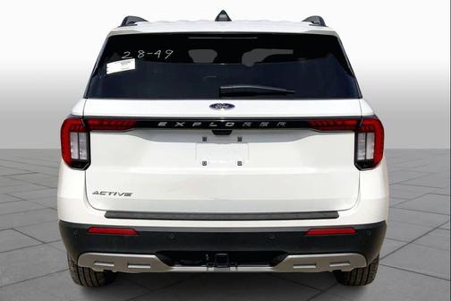 Star White Metallic Tri-Coat 2026 Ford Explorer Active w/200A Pkg