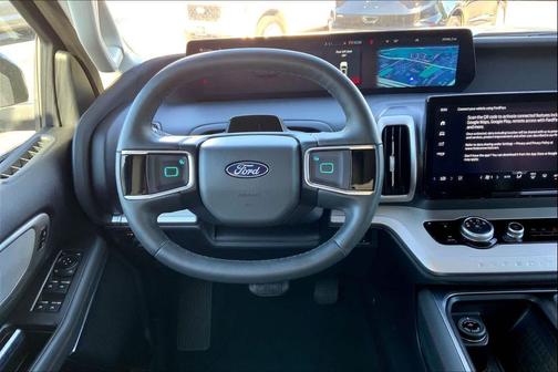 Agate Black Metallic 2025 Ford Expedition Max Active 4x4