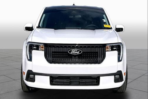 Oxford White 2025 Ford Maverick Lobo Standard
