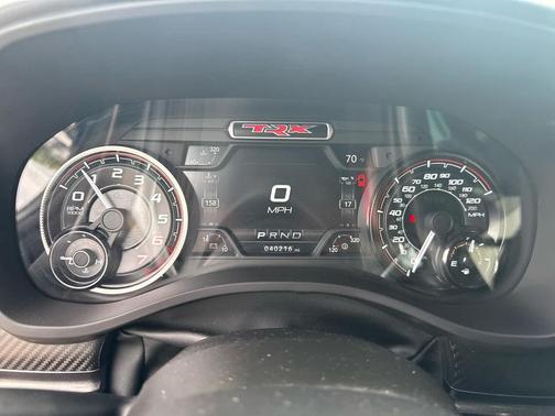Diamond Black Crystal Pearlcoat 2022 RAM 1500 TRX