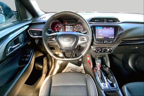 Summit White 2023 Chevrolet Trailblazer RS