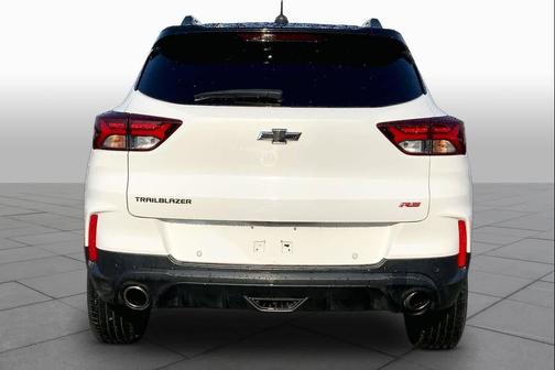 Summit White 2023 Chevrolet Trailblazer RS