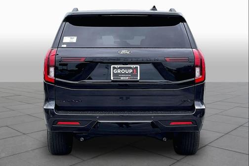 Dark Matter Gray Metallic 2026 Ford Expedition Max Platinum