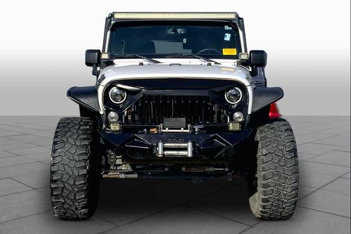 Bright White Clearcoat 2017 Jeep Wrangler Unlimited Sport