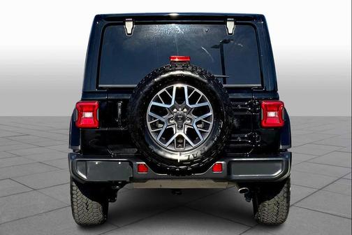 2024 Jeep Wrangler 4-Door Sahara 4x4