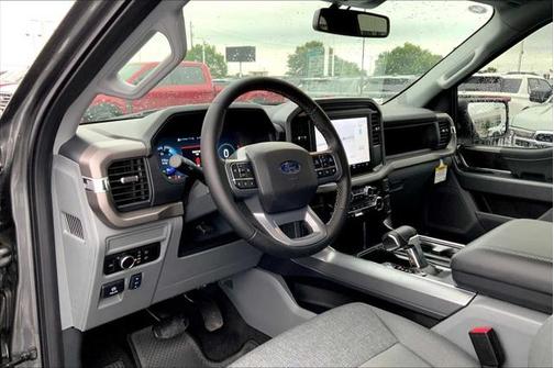 2025 Ford F-150 Lightning XLT