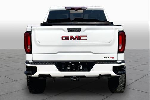 Summit White 2022 GMC Sierra 1500 AT4