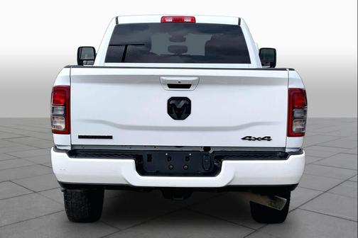 Bright White Clearcoat 2023 RAM 2500 Big Horn Crew Cab 4x4 6'4' Box