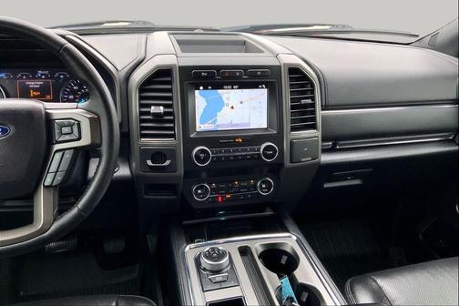 Ruby Red Metallic Tinted Clearcoat 2019 Ford Expedition XLT