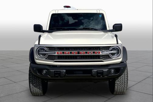 Wimbledon White 2026 Ford Bronco Outer Banks