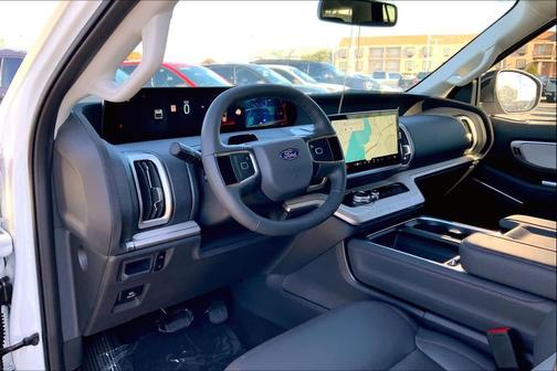 2025 Ford Expedition Max Active 4x2