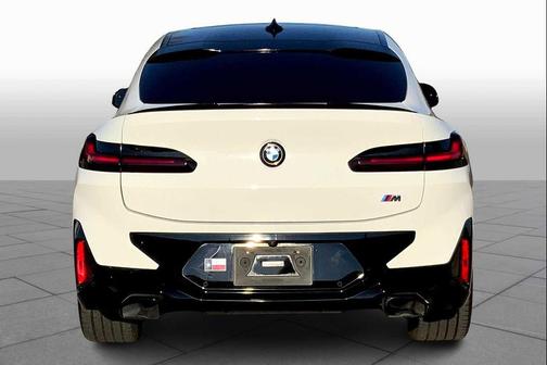 2023 BMW X4 M40i