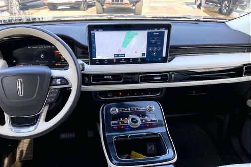 2023 Lincoln Nautilus Black Label