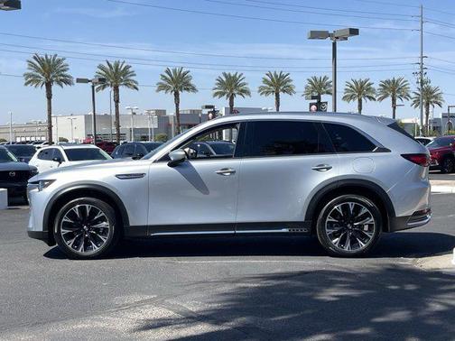 2024 Mazda CX-90 PHEV Premium