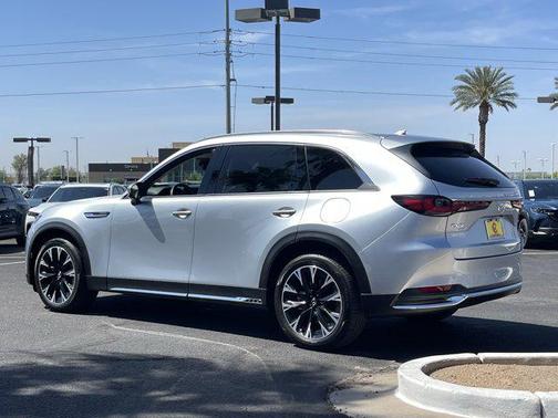 2024 Mazda CX-90 PHEV Premium