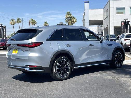 2024 Mazda CX-90 PHEV Premium