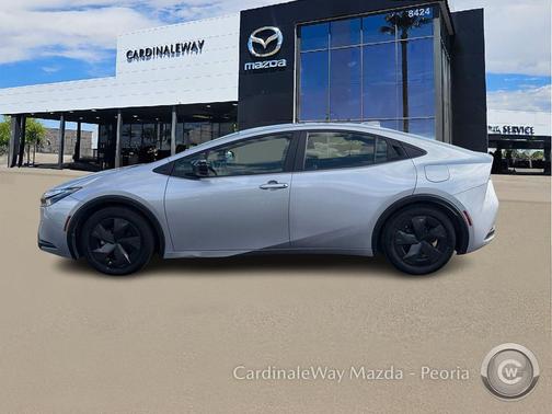 2024 Toyota Prius LE