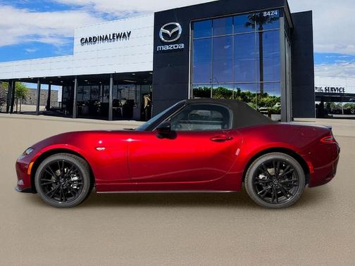 Soul Red Crystal Metallic 2026 Mazda MX-5 Miata Club
