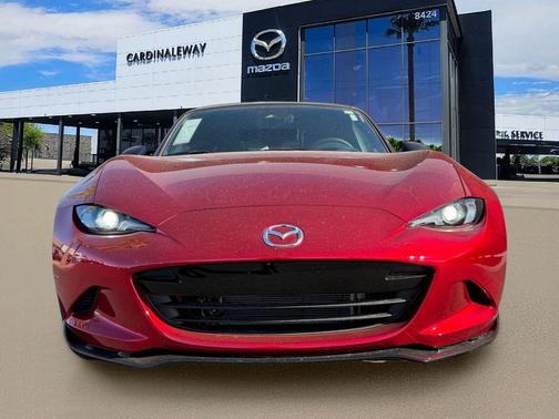 Soul Red Crystal Metallic 2026 Mazda MX-5 Miata Club