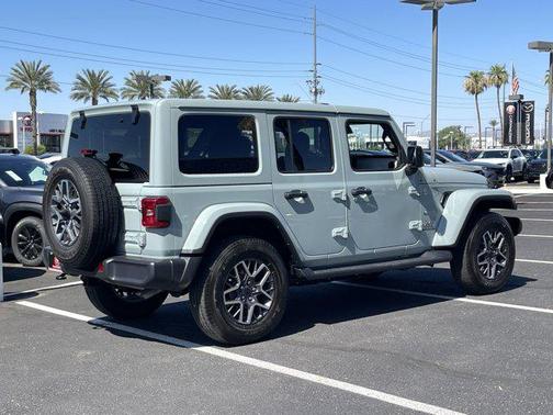 2024 Jeep Wrangler 4-Door Sahara 4x4