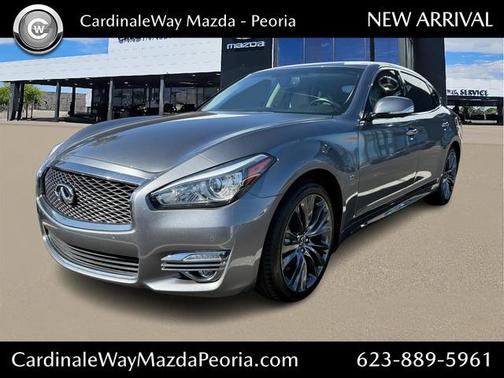 2017 INFINITI Q70L 3.7
