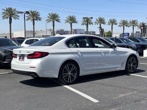 2022 BMW 540 i