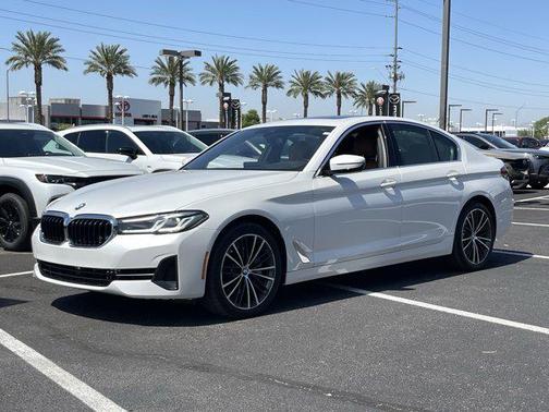 2022 BMW 540 i