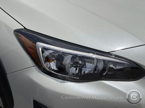 Crystal White Pearl 2022 Subaru Crosstrek Premium