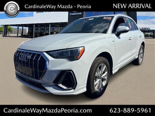 2022 Audi Q3 45 S line Premium