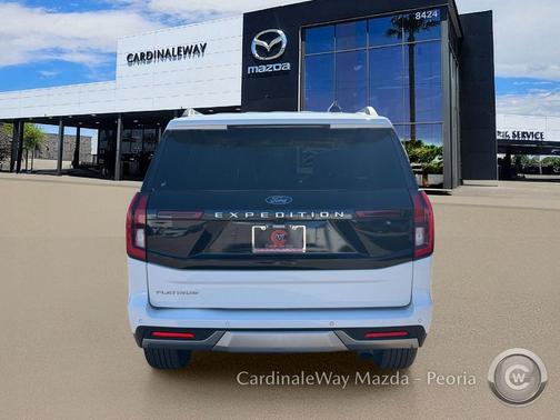 Oxford White 2025 Ford Expedition Platinum