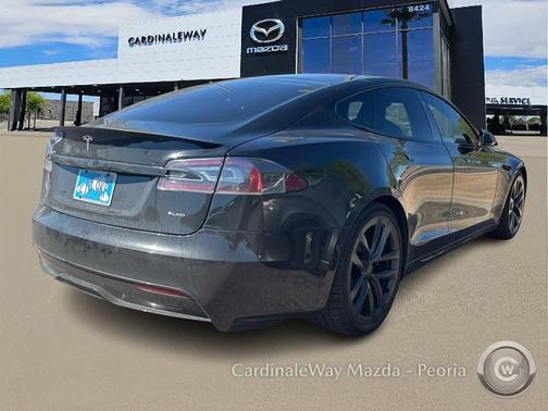 2021 Tesla Model S Plaid