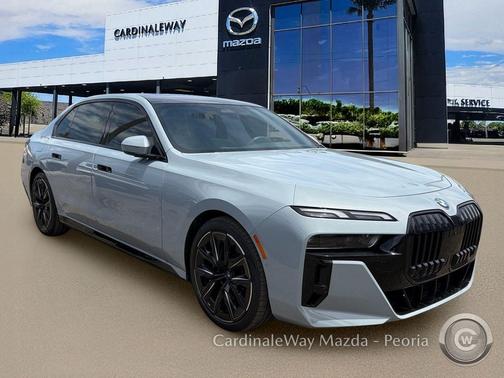 Brooklyn Grey Metallic 2023 BMW 740 i