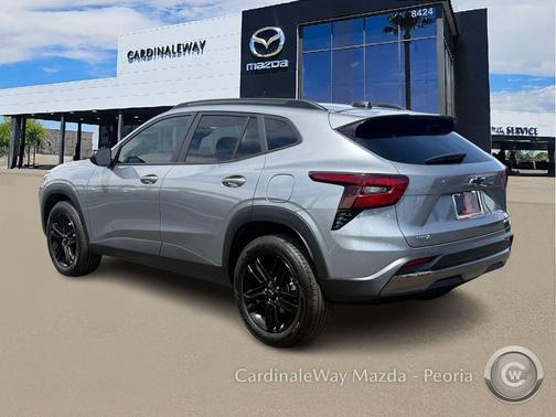 Sterling Gray Metallic 2025 Chevrolet Trax FWD ACTIV