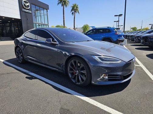 2020 Tesla Model S Performance