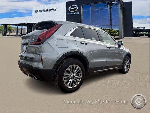 2025 Cadillac XT4 Premium Luxury