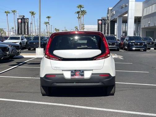2022 Kia Soul LX