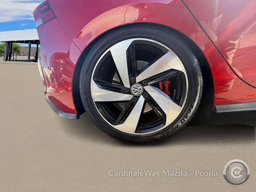 2024 Volkswagen Golf GTI 2.0T S DSG